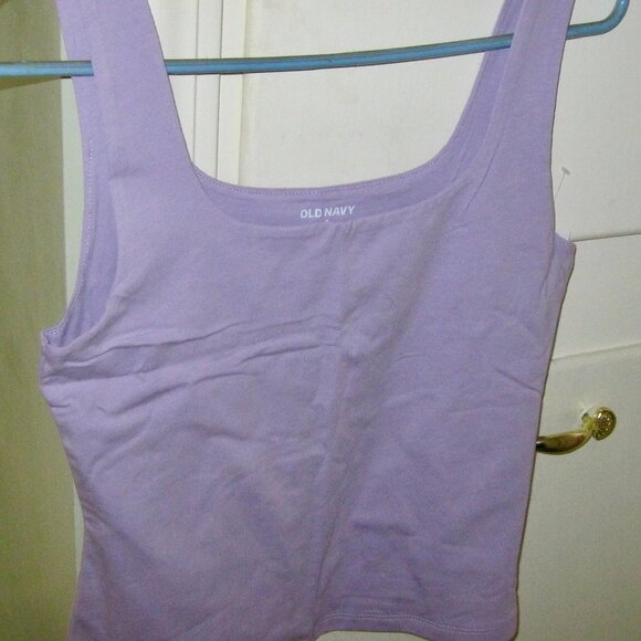 "OLD NAVY NEW LOW CUT T IN SIZE MEDIUM, COLOR LAVENDER NEW AND NEVER WORN" - Picture 1 of 12